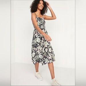 Old Navy Floral Smocked Cami Midi Dress S Black Cottagecore Boho Sundress Summer